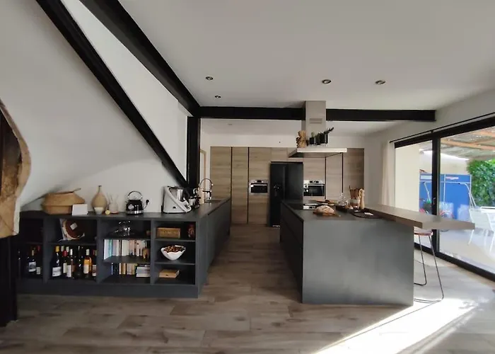 Belle Demeure De Caractere Villa
